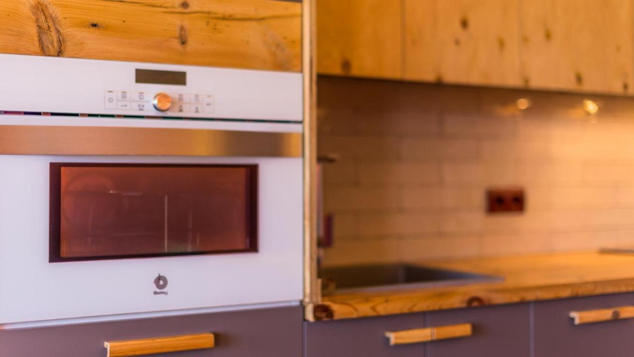 Eco-Apartaments Cal Rossa De Taus ภายนอก รูปภาพ