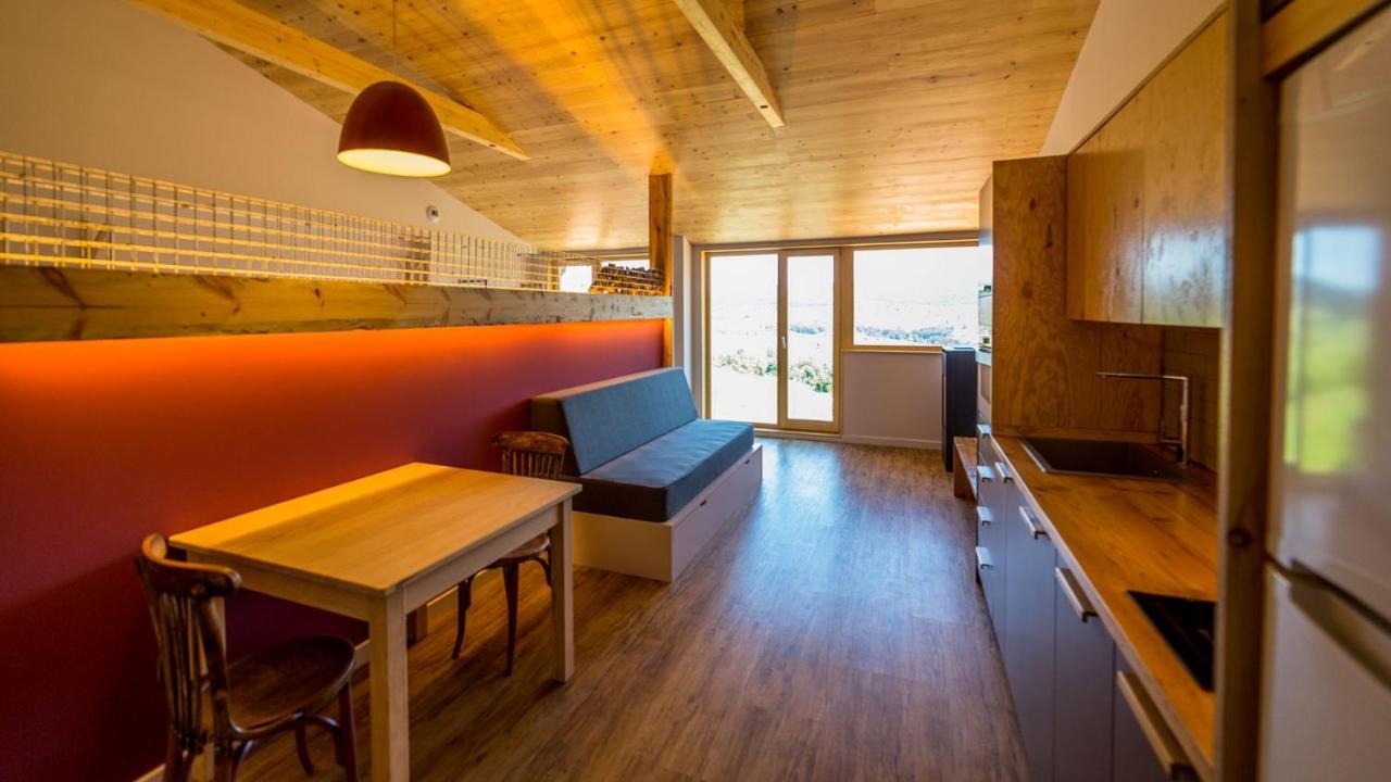 Eco-Apartaments Cal Rossa De Taus ภายนอก รูปภาพ