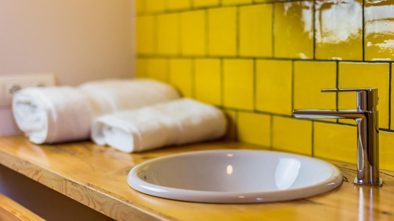 Eco-Apartaments Cal Rossa De Taus ภายนอก รูปภาพ
