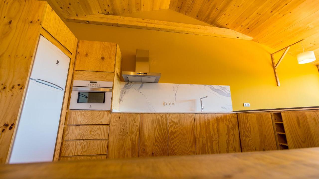Eco-Apartaments Cal Rossa De Taus ภายนอก รูปภาพ