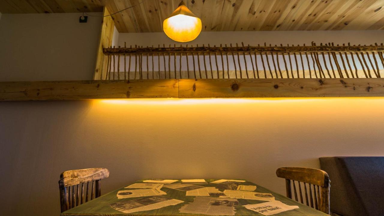 Eco-Apartaments Cal Rossa De Taus ภายนอก รูปภาพ